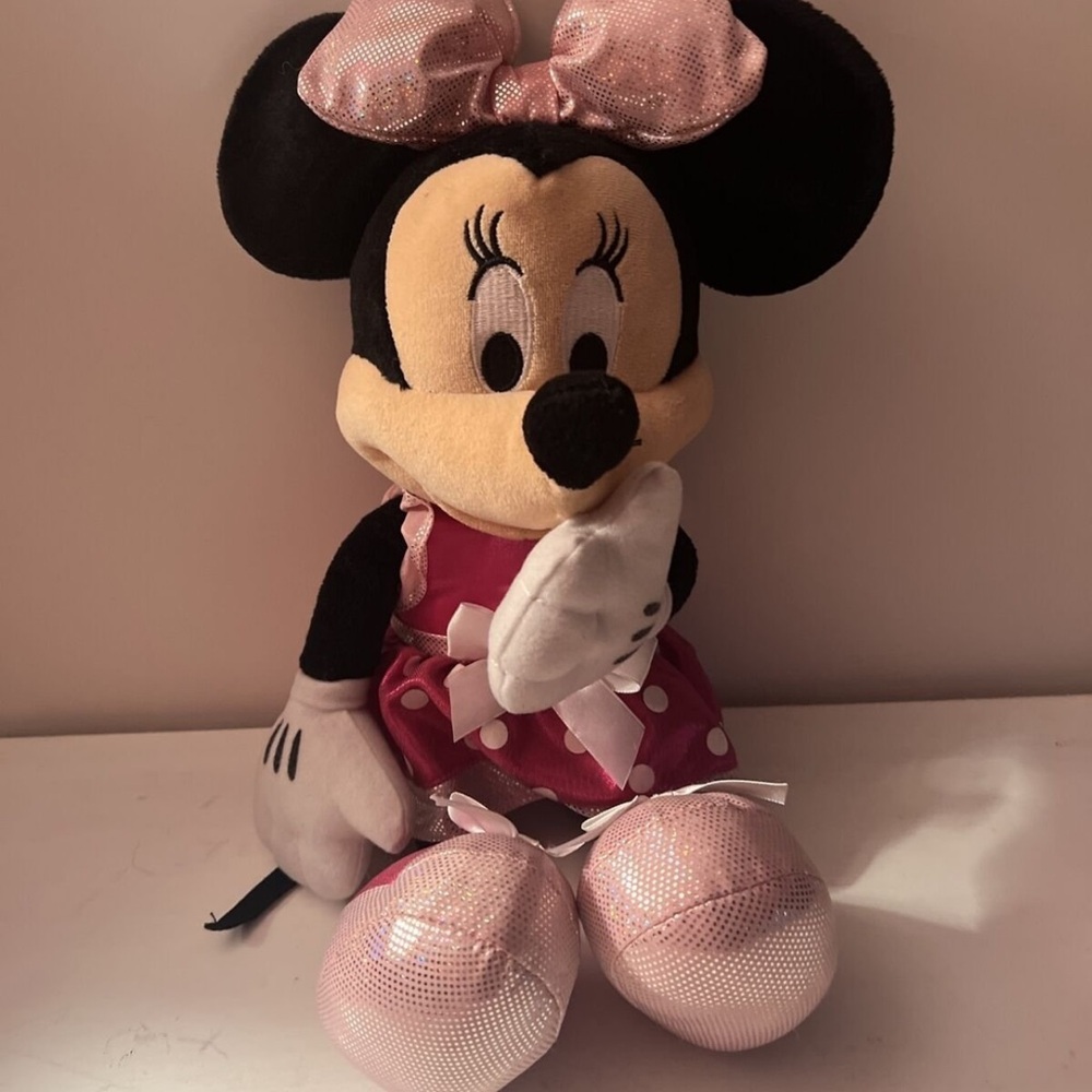 Disney 17" Tickles Make Me Giggle Minnie Mouse Light Up Bow Talking Doll Plush
